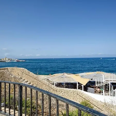 Apartman Beautiful, Seafront Spacious Apt In By 360 Estates *