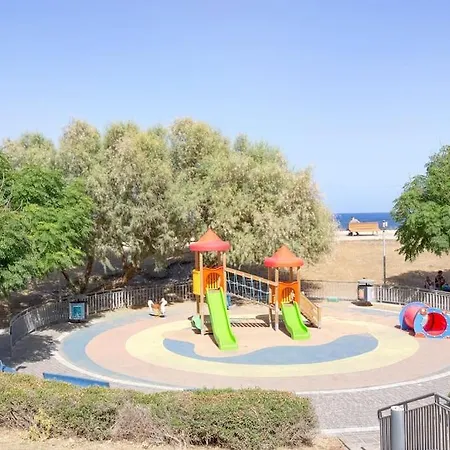 Daire Beautiful, Seafront Spacious Apt In By 360 Estates Sliema